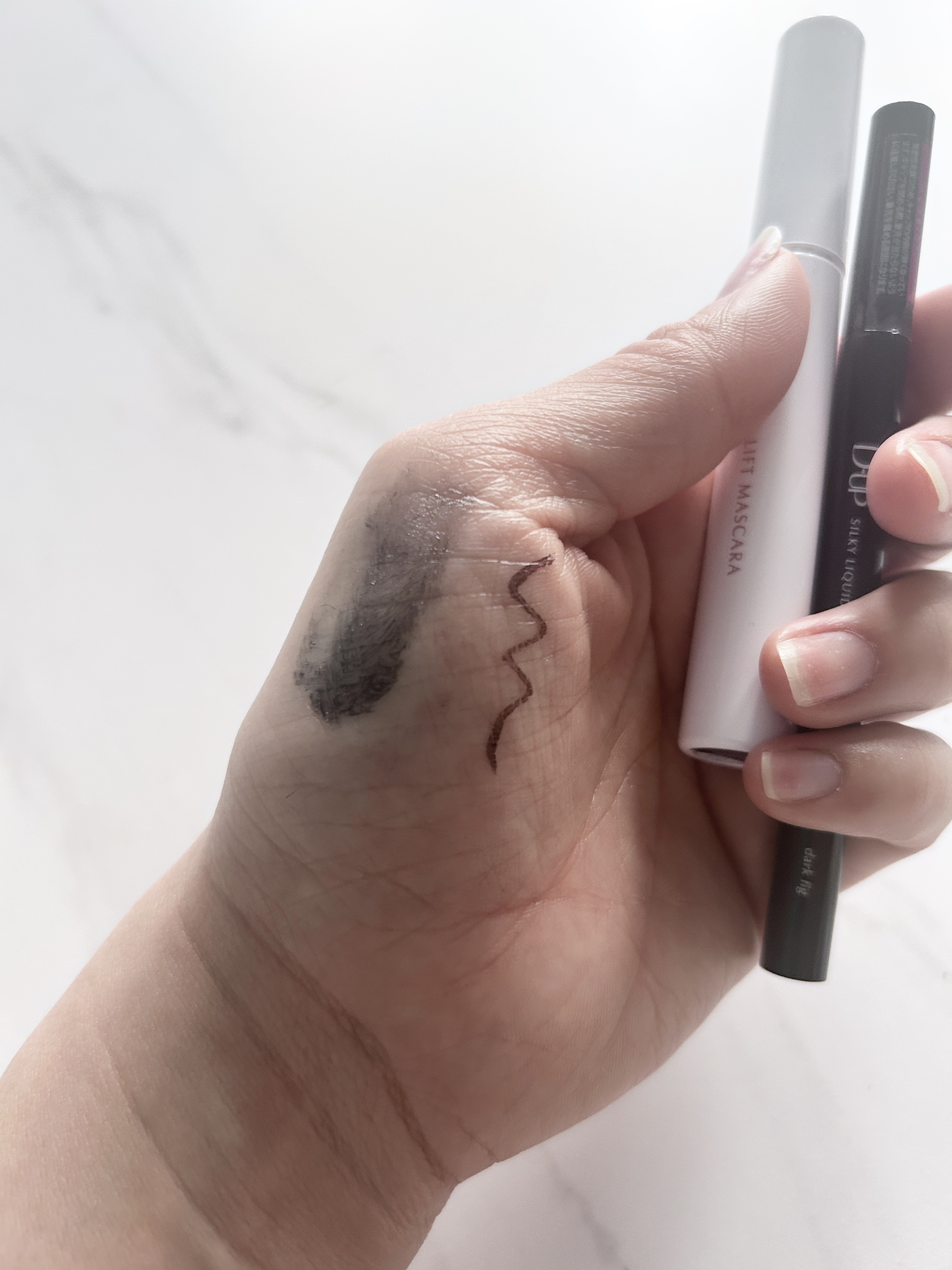 シルキーリキッドアイライナーWP/D-UP/リキッドアイライナーを使ったクチコミ（3枚目）