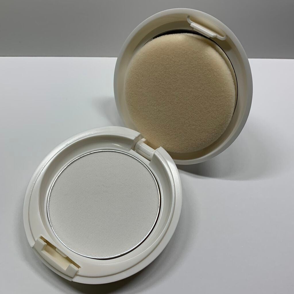 アクメディカ 薬用 フェイスパウダー クリア N/ナリスアップ/プレストパウダーを使ったクチコミ(4枚目)