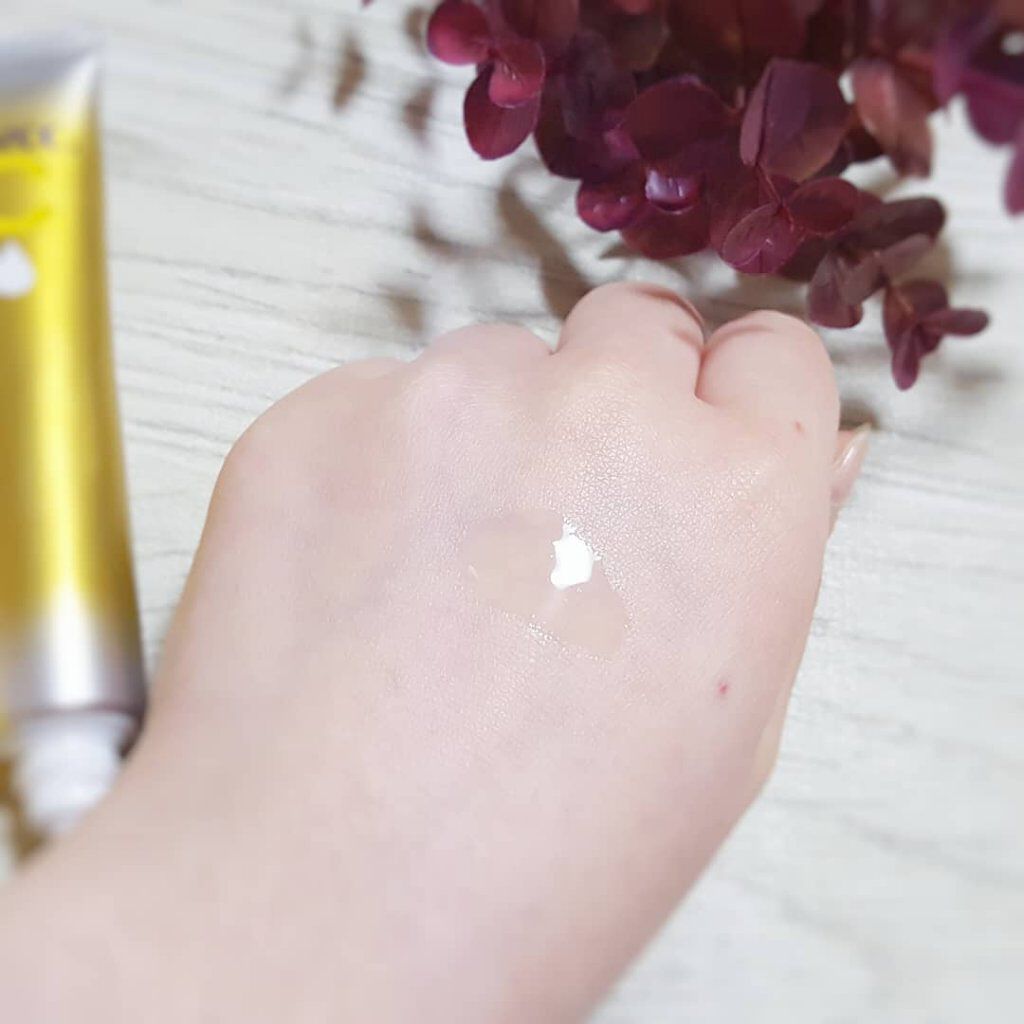 薬用しみ集中対策 プレミアム美容液/メラノCC/美容液を使ったクチコミ(4枚目)