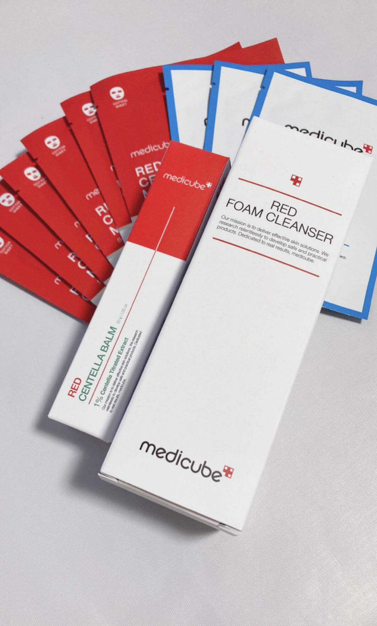 ユーセラディープショット/MEDICUBE/美顔器・マッサージを使ったクチコミ（3枚目）