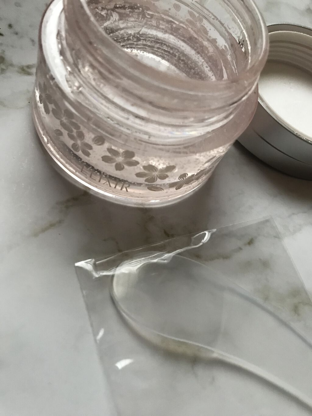 エリクシール ホワイト ブライトニング スリーピングジェルパック/エリクシール/フェイスクリームを使ったクチコミ（1枚目）