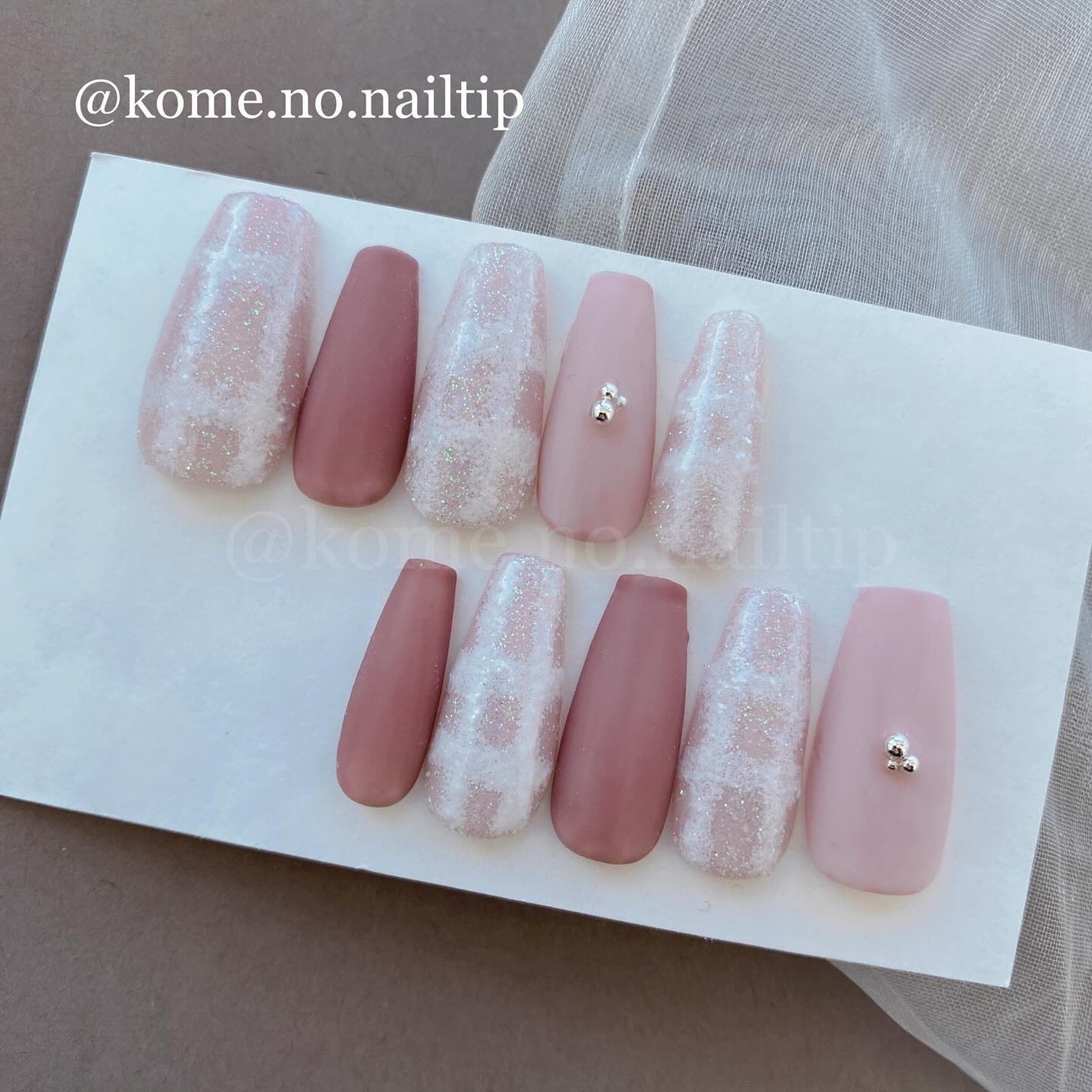 こめ -ネイルチップ- on LIPS 「大人っぽかわいいをぎゅぎゅっと♡_tiptypeバレリーナde..」(1枚目)