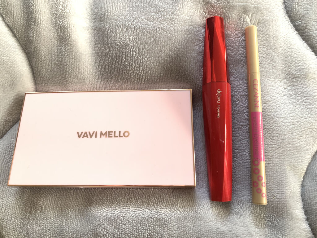 バレンタインボックス3ローズモーメント/VAVI MELLO/アイシャドウパレットを使ったクチコミ（3枚目）