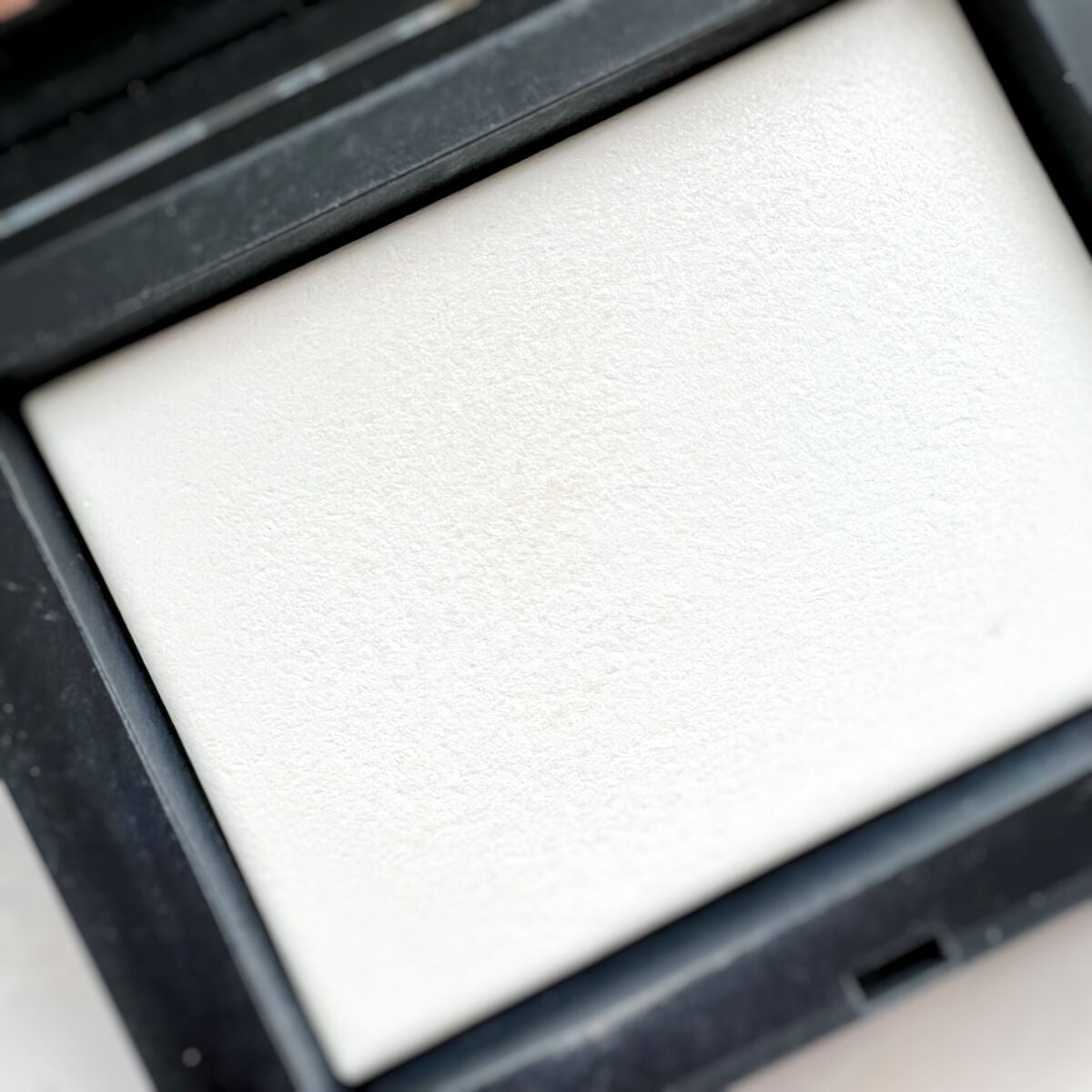 ライトリフレクティングセッティングパウダー プレスト N/NARS/プレストパウダーを使ったクチコミ(3枚目)