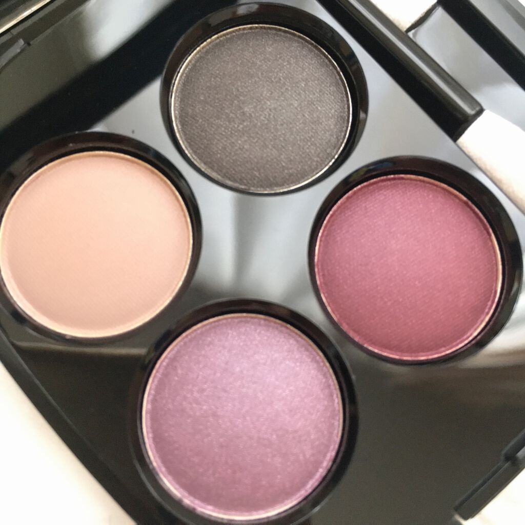 レ キャトル オンブル/CHANEL/アイシャドウパレットを使ったクチコミ(2枚目)