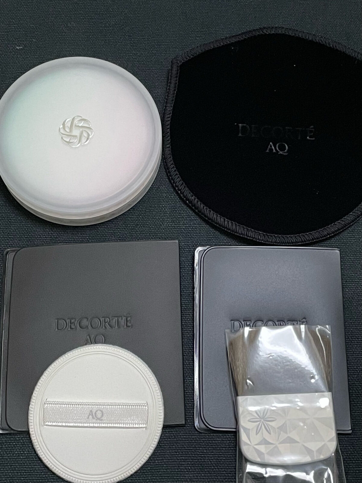 ＡＱ　オーラ リフレクター/DECORTÉ/プレストパウダーを使ったクチコミ（2枚目）