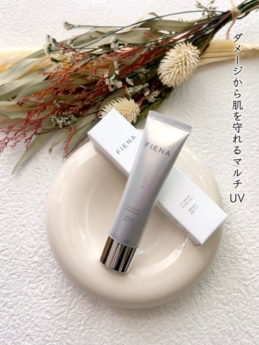 FIENA
UVセラムクリアヴェール　　　30g


《高SPF値で、まるで美容液のような次世代「日やけ止め」》

✔ SPF50+ PA++++
✔ 石けんで落とせる、肌に優しい処方
✔ ポリューショ