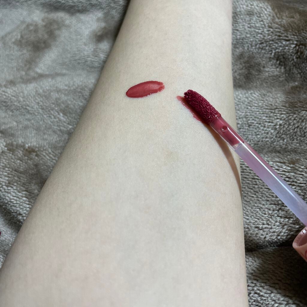 ジューシーラスティングティント/rom&nd/リップティントを使ったクチコミ(2枚目)