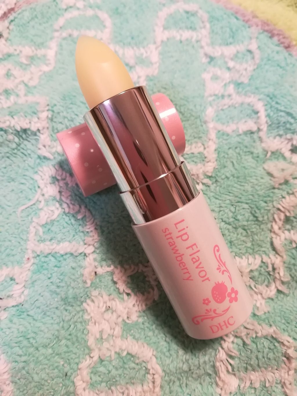 DHC 薬用リップフレーバー(ストロベリー)のクチコミ「これ、私もう何年使ってるか分かりません笑

DHCの人気のリップクリームといえば、オリーブバー.....」（1枚目）