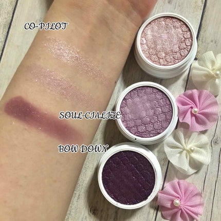 Super Shock Shadow/ColourPop/単色アイシャドウを使ったクチコミ(3枚目)