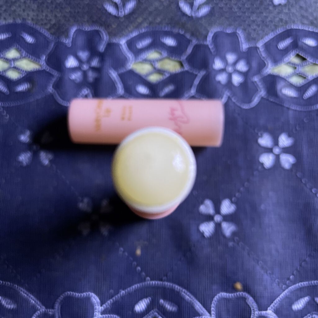 メルティクリームリップ 完熟白桃の香り/メンソレータム/リップクリームを使ったクチコミ（3枚目）