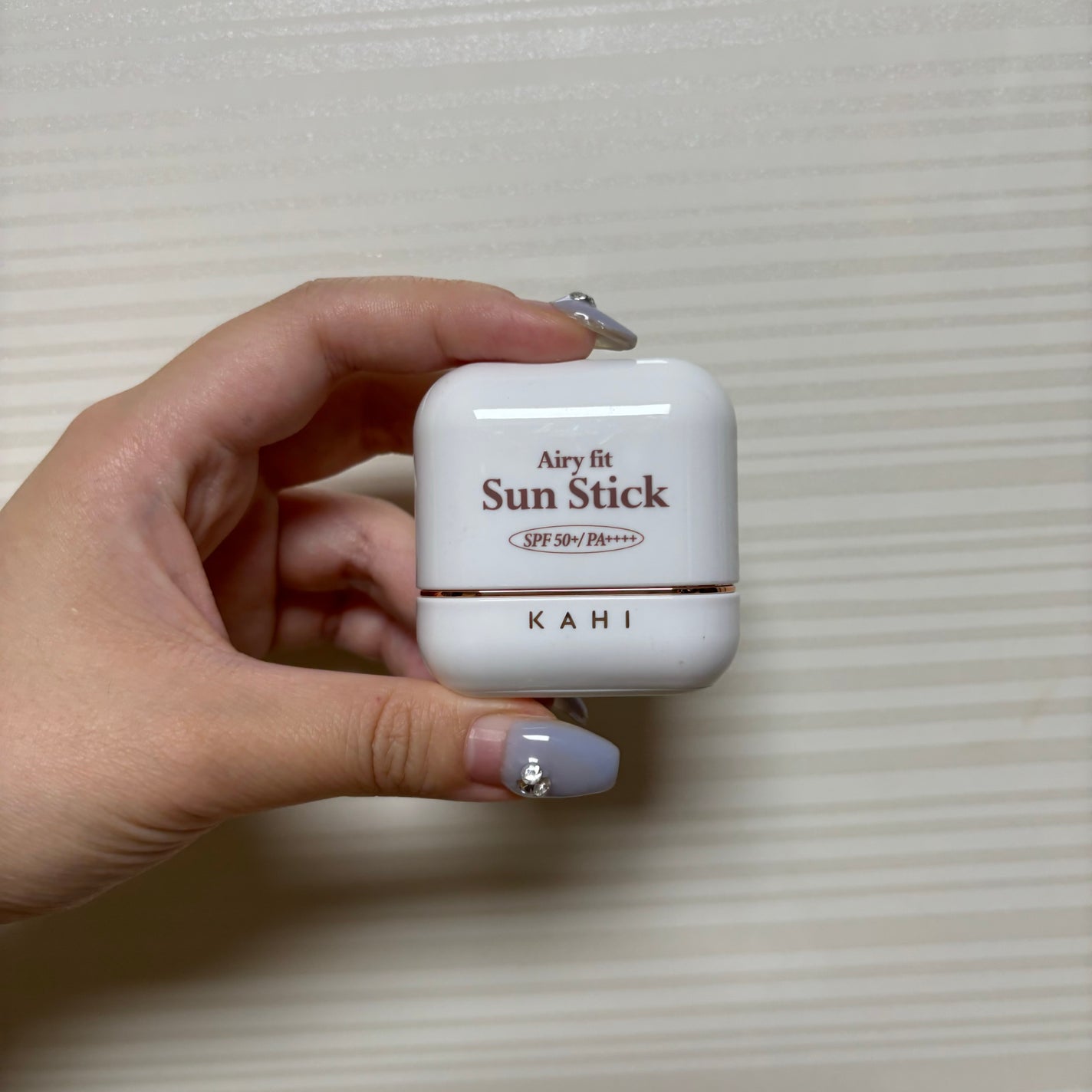 エアリーフィットサンスティック/KAHI/日焼け止めスティックを使ったクチコミ(1枚目)