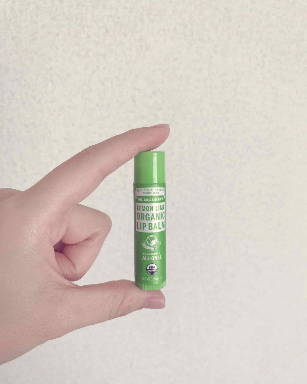 マジック オーガニックリップバーム/ドクターブロナー/リップバームを使ったクチコミ(2枚目)