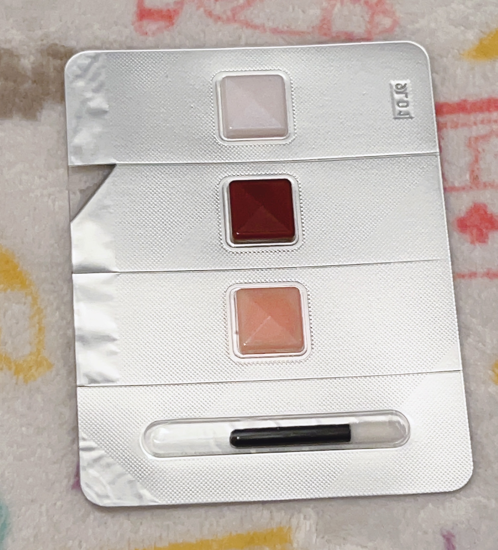 ローズ・パーフェクト・リキッド No.10 パーフェクト・ヌード/GIVENCHY/口紅を使ったクチコミ（3枚目）