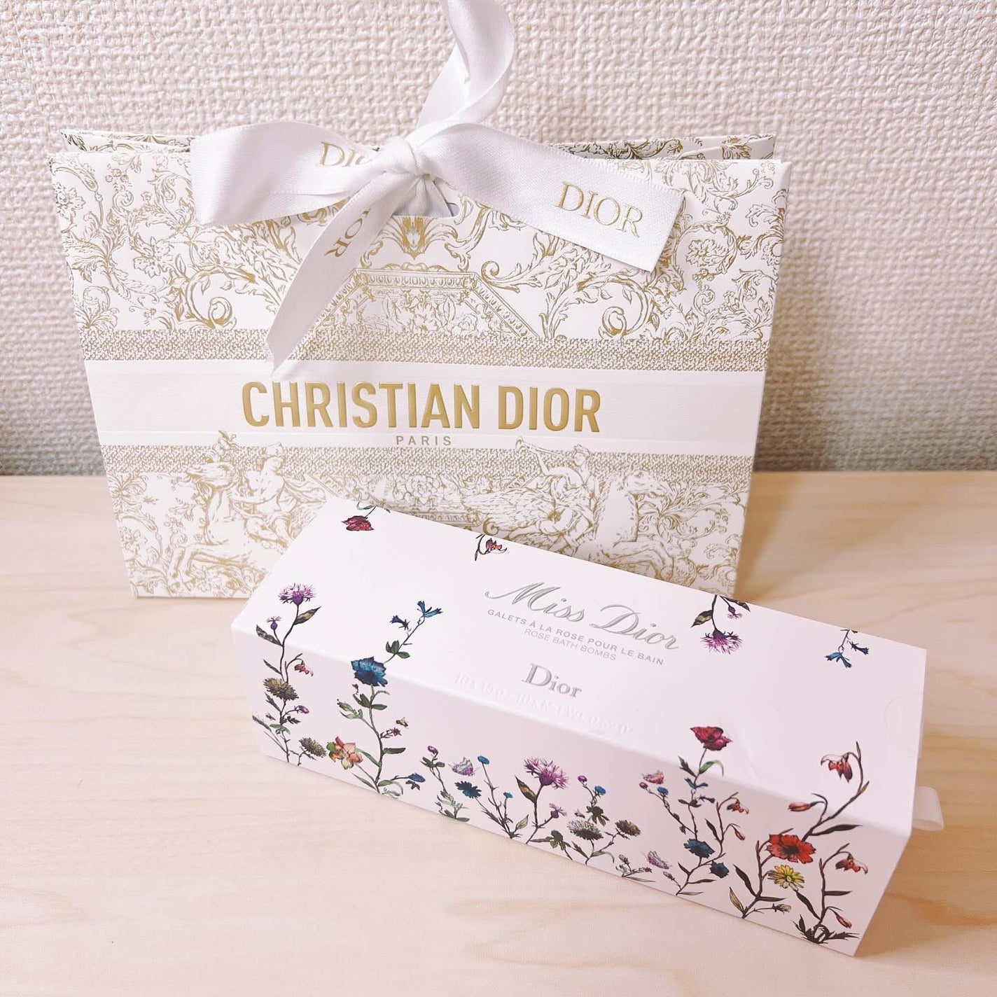 ミス ディオール ローズ バスボム/Dior/炭酸系入浴剤を使ったクチコミ(1枚目)