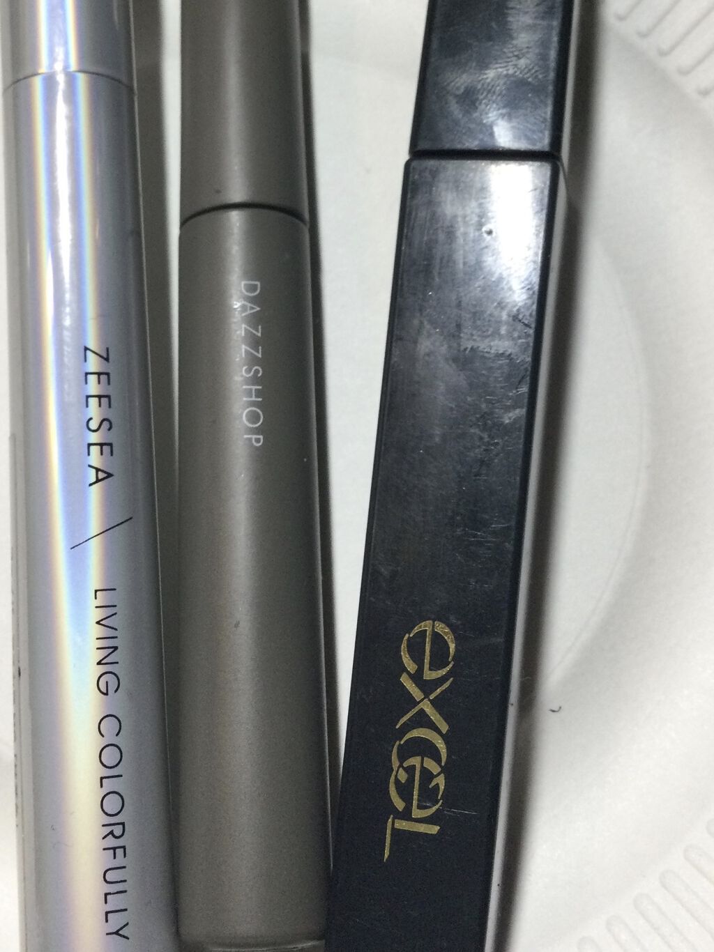 グリッターアイライナー＆アイシャドウ2in1/SHEDELLA/リキッドアイライナーを使ったクチコミ（2枚目）