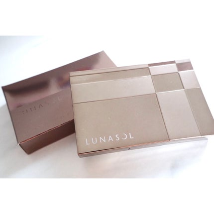 スタイリングアイゾーンコンパクト/LUNASOL/アイシャドウパレットを使ったクチコミ(4枚目)