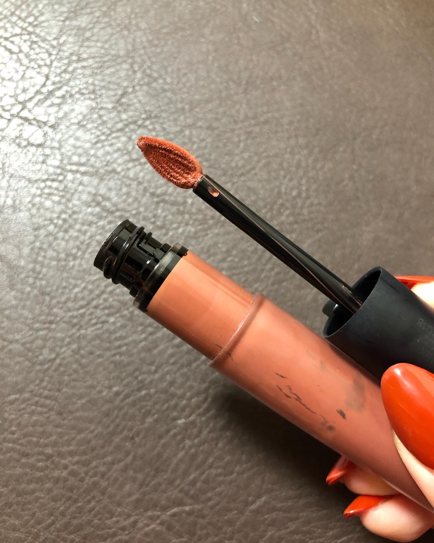 ルージュシグネチャー  116/ロレアル パリ/リップグロスを使ったクチコミ（2枚目）