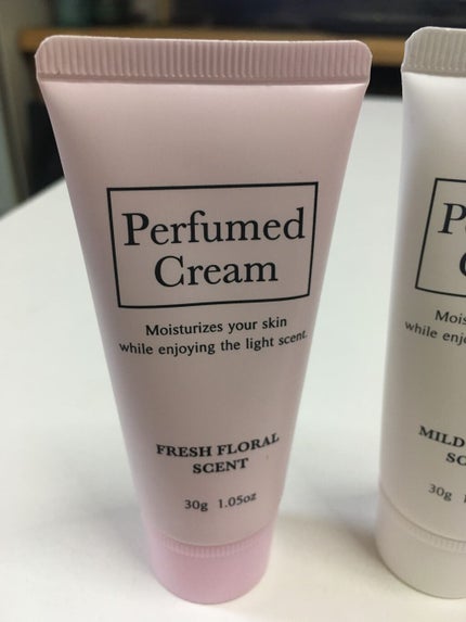 パフュームドクリーム/DAISO/ハンドクリームを使ったクチコミ(2枚目)