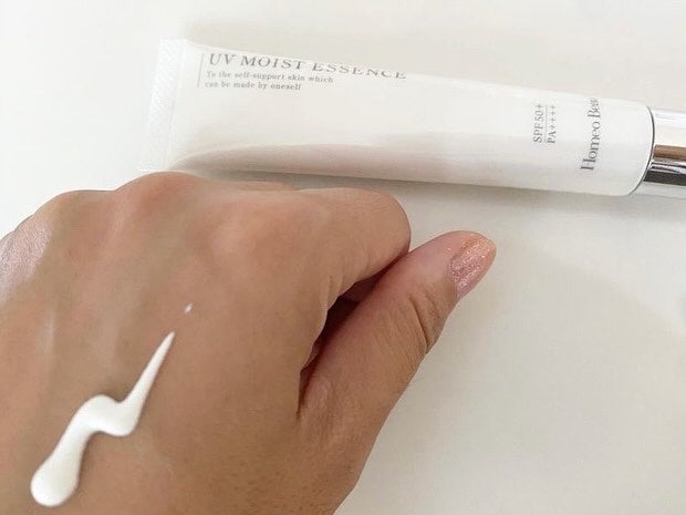 sarichan1219 on LIPS 「⚪︎美容液仕立ての日焼け止めUVモイストエッセンス✨⚪︎スーパ..」(3枚目)