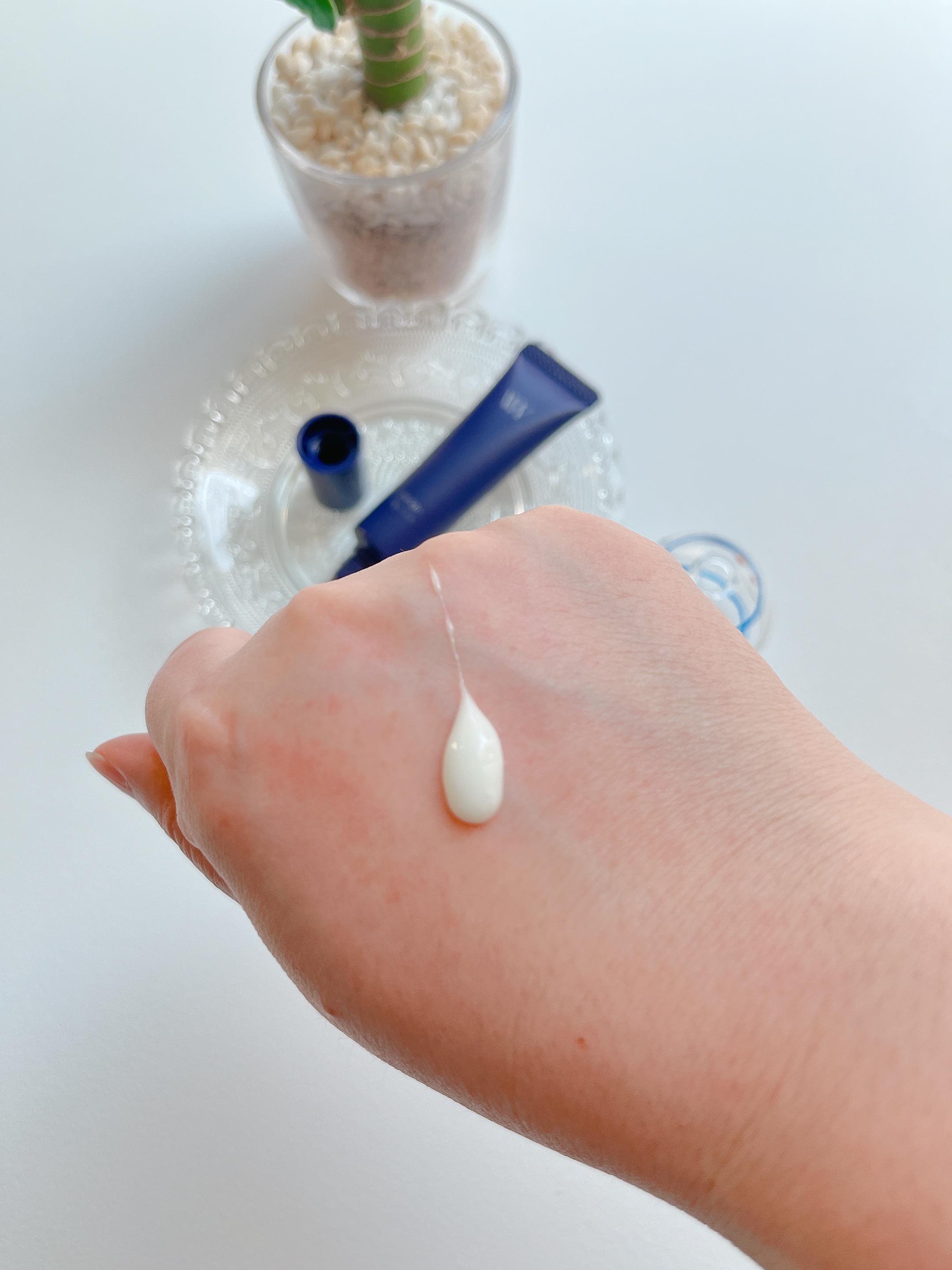 WHITE VEIL ブライトセラムUV/WHITE VEIL/日焼け止めローションを使ったクチコミ（2枚目）