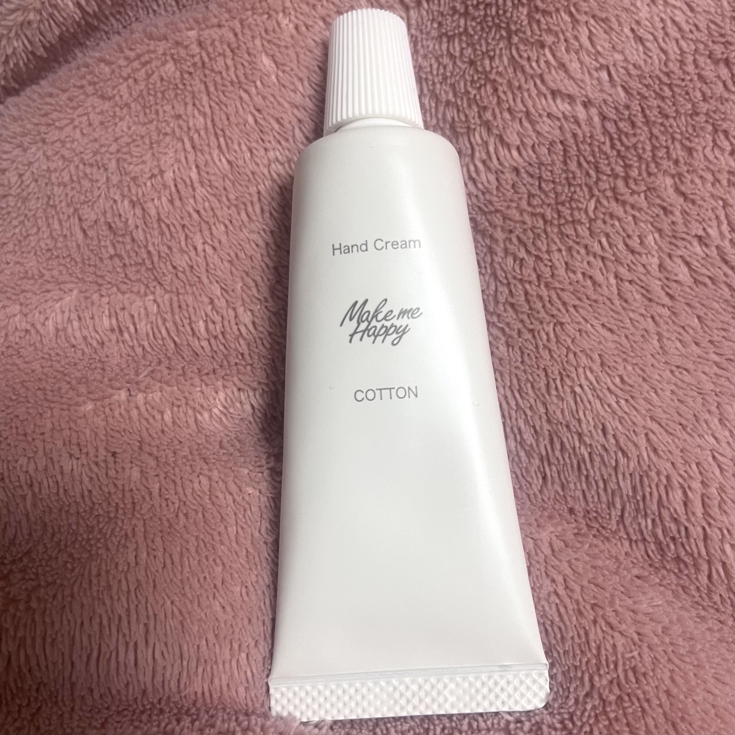 キャンメイク メイクミーハッピー ハンドクリーム COTTONのクチコミ「｡* ❤︎… 愛用品紹介 …❤︎*。
キャンメイク メイクミーハッピー ハンドクリーム COT.....」（1枚目）