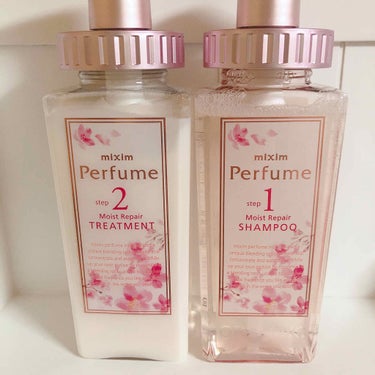 ミクシムパフューム モイストリペア 限定チェリーブロッサム シャンプー＆ヘアトリートメントペアセット /mixim Perfume/シャンプー・コンディショナーを使ったクチコミ（1枚目）