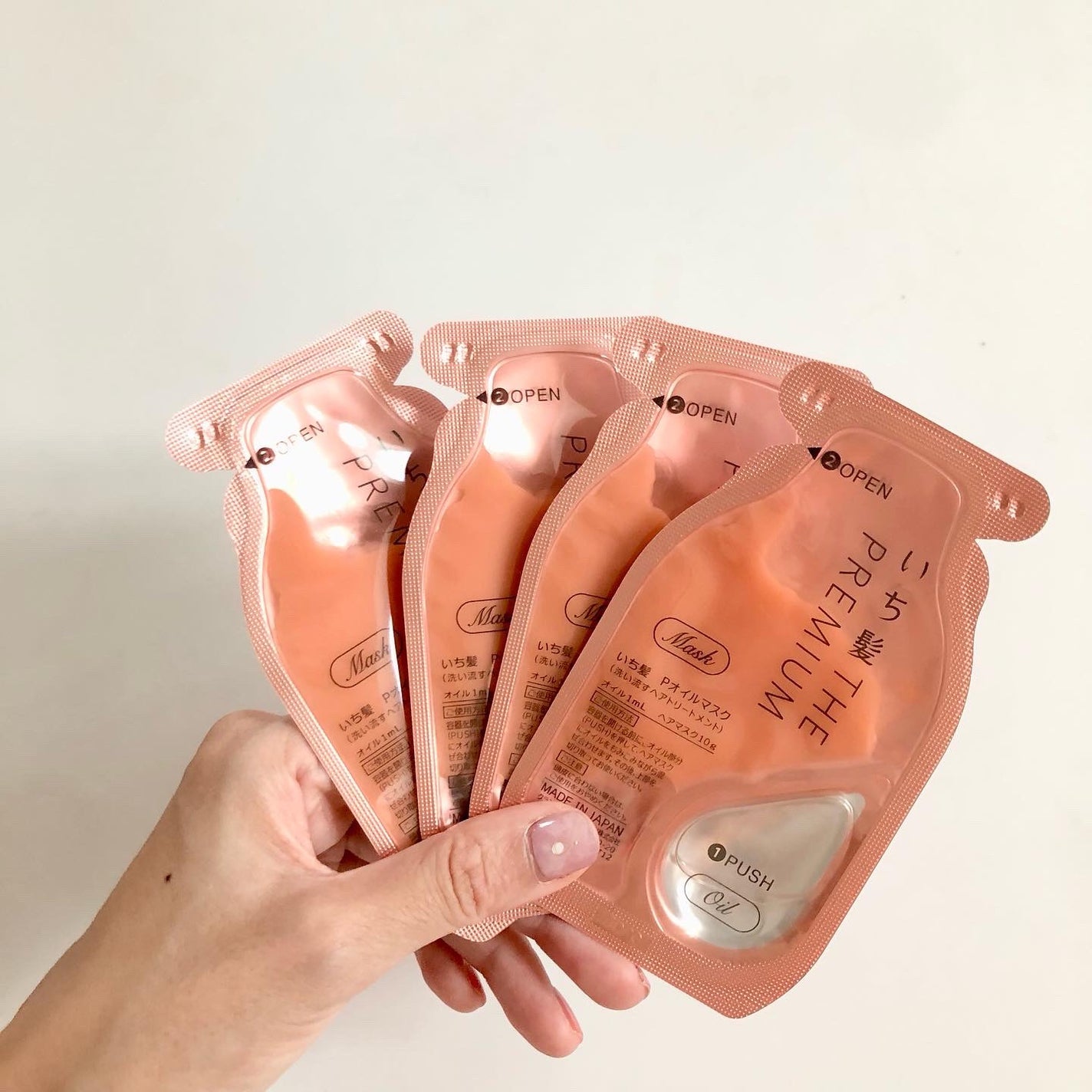 いち髪 THE PREMIUM Wケアブースター美容オイルマスク/いち髪/ヘアマスク・ヘアパックを使ったクチコミ(4枚目)