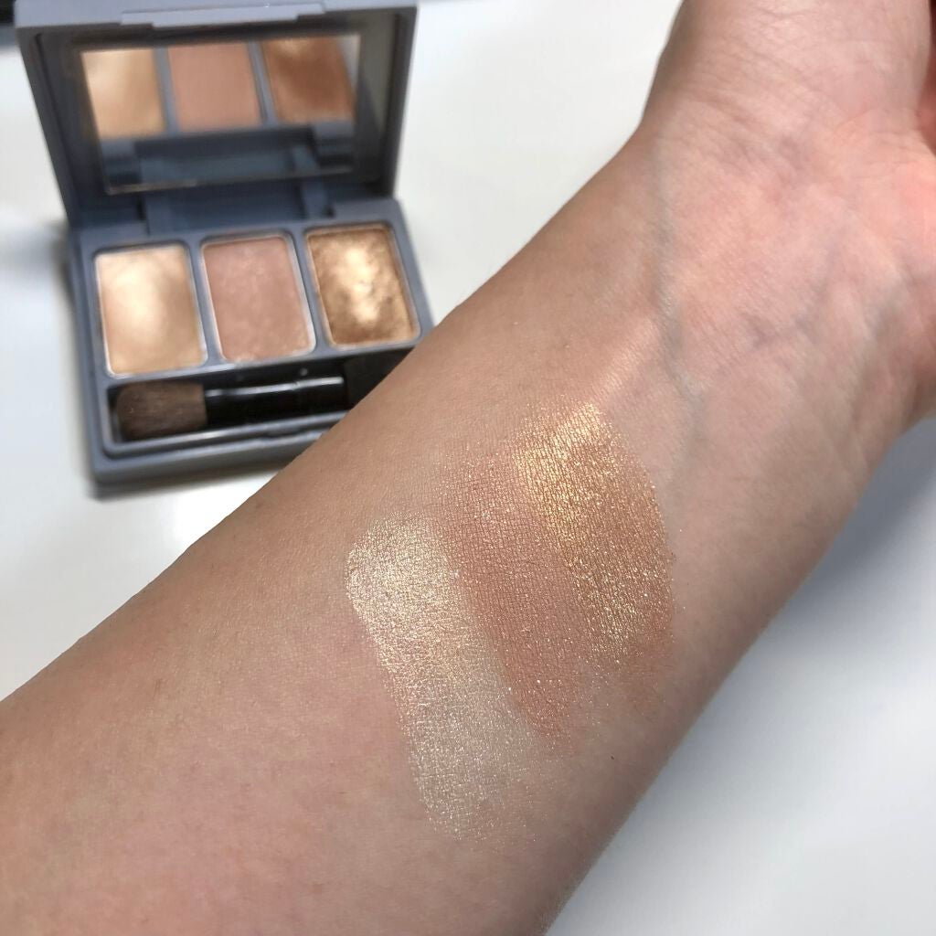 スリーサムデザイニングアイカラー/& WOLF/アイシャドウパレットを使ったクチコミ(3枚目)