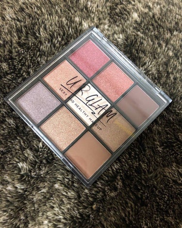 UR GLAM　BLOOMING EYE COLOR PALETTE/U R GLAM/パウダーアイシャドウを使ったクチコミ（1枚目）