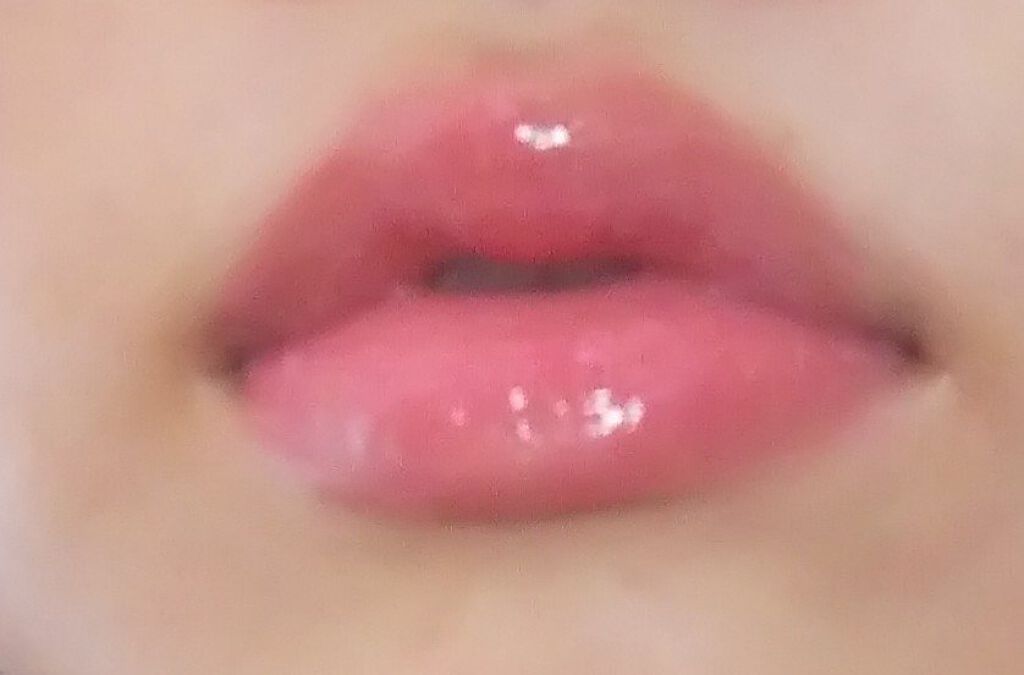 Blooming Kitty リップグロス/DAISO/リップグロスを使ったクチコミ（3枚目）