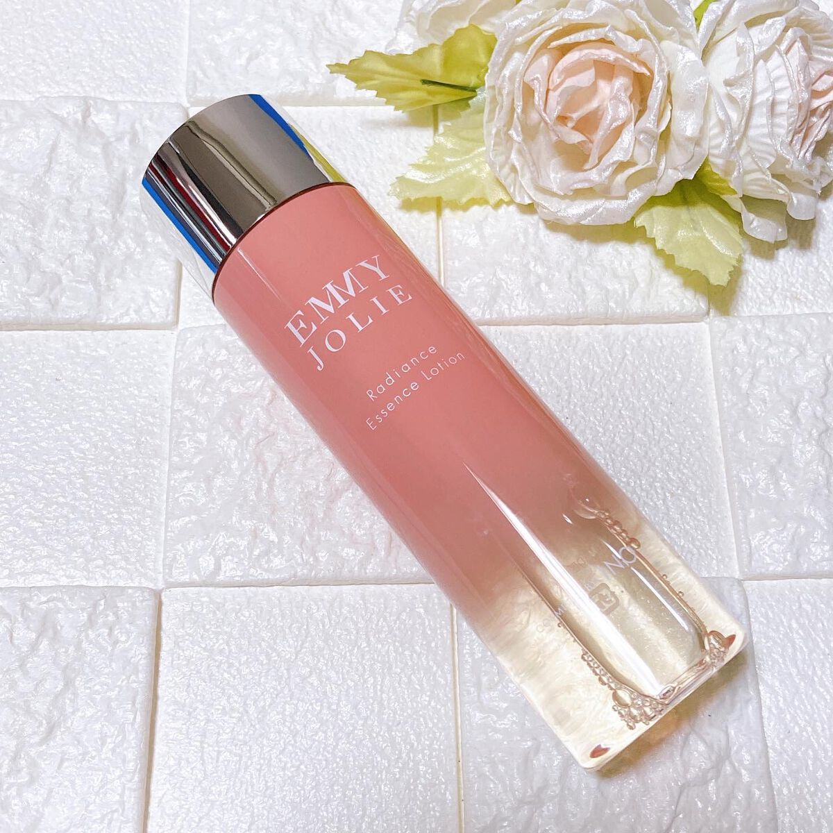 ラディアンスエッセンスローション / EMMY JOLIE 
