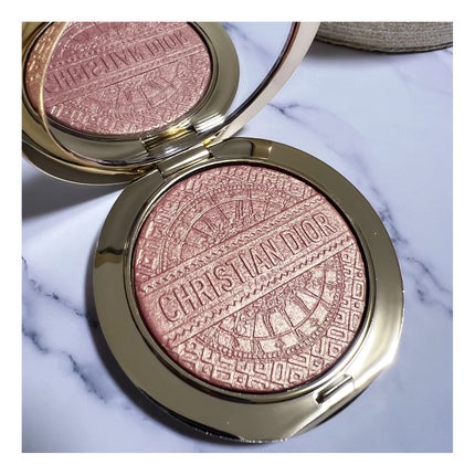 【旧】ディオールショウ サンク クルール(クリスマス コレクション 2024 限定品)/Dior/アイシャドウを使ったクチコミ(4枚目)