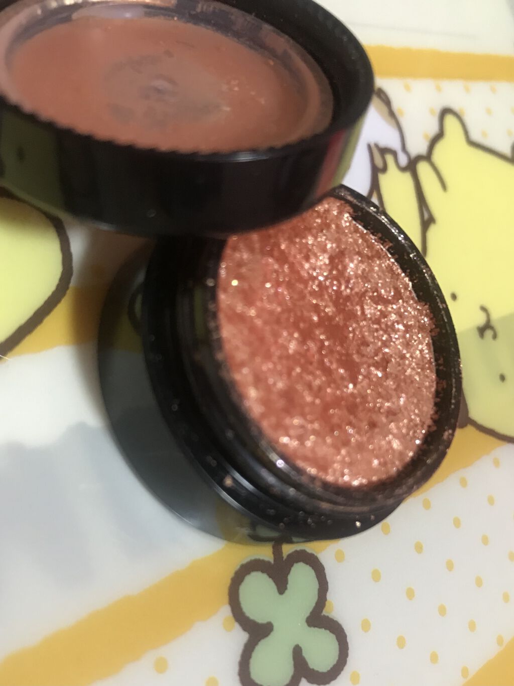 セルフィーフィックスピグメント/Witch's Pouch/単色アイシャドウを使ったクチコミ（1枚目）