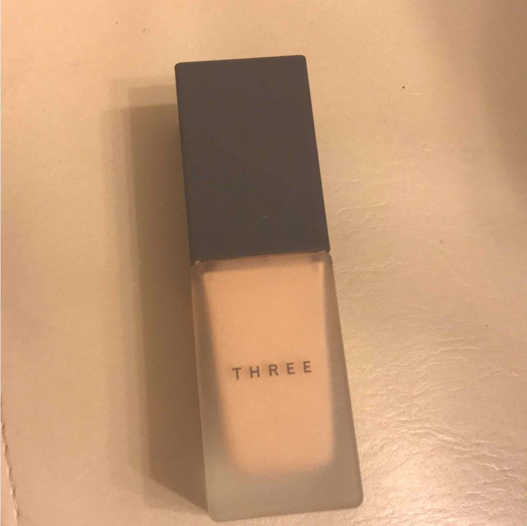 フローレスエシリアル フルイド ファンデーション/THREE/リキッドファンデーションを使ったクチコミ(1枚目)