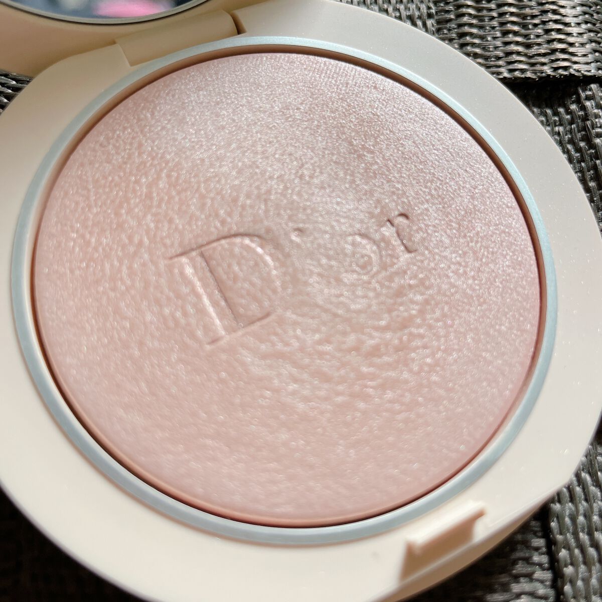ディオールスキン フォーエヴァー クチュール ルミナイザー/Dior/プレストパウダーを使ったクチコミ(1枚目)