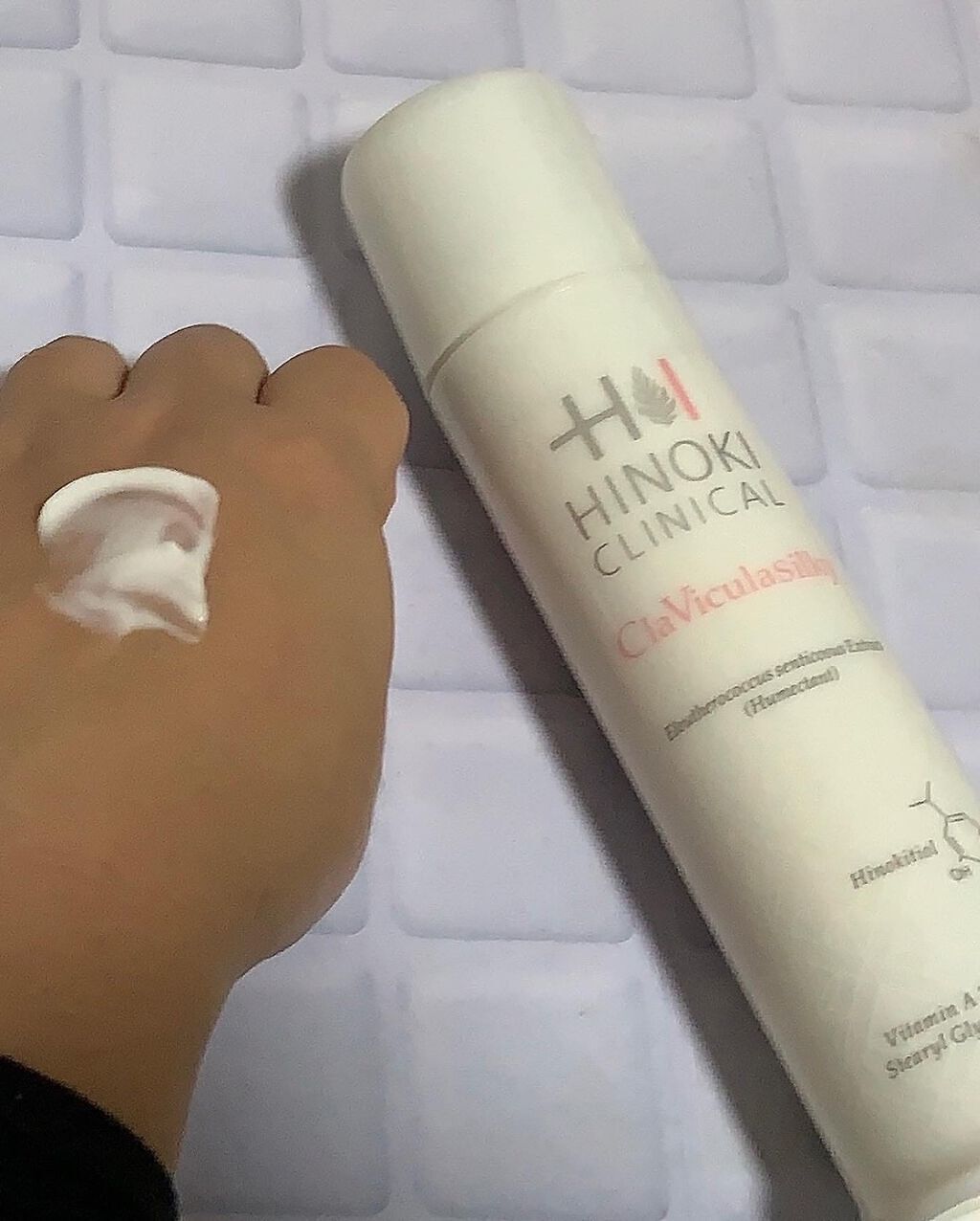 クラビクラシルキー/ヒノキ新薬/ネック・デコルテケアを使ったクチコミ(3枚目)