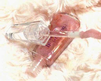 38°C / 99°F リップトリートメント (リップ美容液)/UZU BY FLOWFUSHI/リップケアを使ったクチコミ(2枚目)