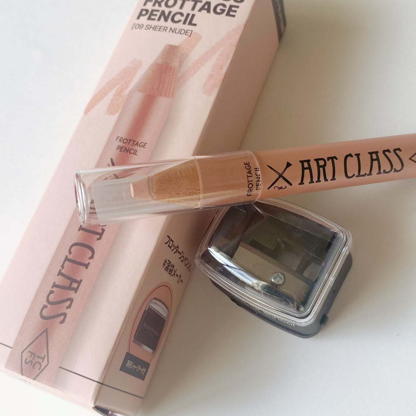 アートクラス フロッタージュペンシル/too cool for school/スティックアイシャドウを使ったクチコミ(5枚目)