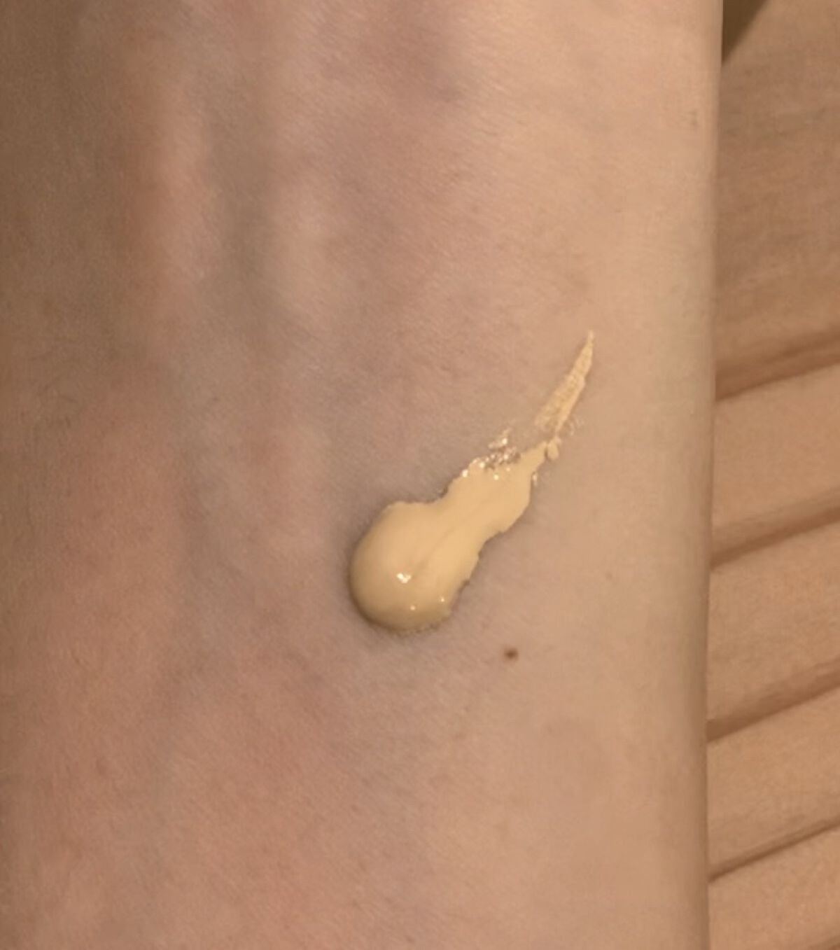 ライトリフレクティング ファンデーション/NARS/リキッドファンデーションを使ったクチコミ（3枚目）