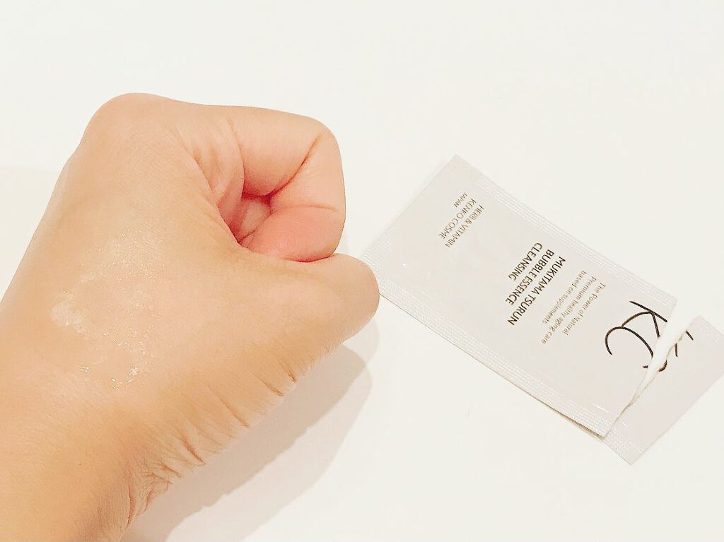 そうちゃん on LIPS 「株式会社ハーブ健康本舗さんの『KCむきタマつるん発泡美容液クレ..」(4枚目)