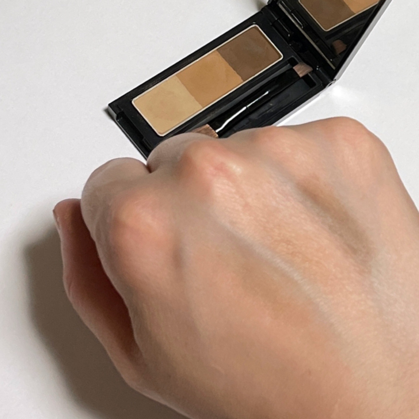 ケイト デザイニングアイブロウ3D/KATE/パウダーアイブロウを使ったクチコミ（1枚目）