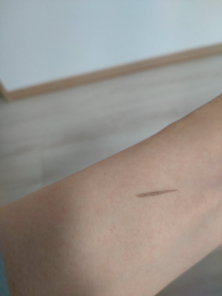 アイデザインライナー BRBK ブロンズブラック/COCOROIKI/リキッドアイライナーを使ったクチコミ（1枚目）