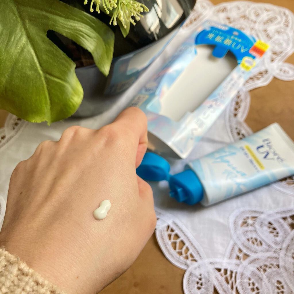 ビオレUV アクアリッチ ライトアップエッセンス/ビオレ/日焼け止めクリームを使ったクチコミ（2枚目）