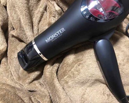 KOIZUMI モンスター ダブルファンドライヤー KHD-W710のクチコミ「💕KOIZUMI・モンスターダブルファンドライヤー編💕
・モンスター級の風力
・短時間
・髪.....」(2枚目)