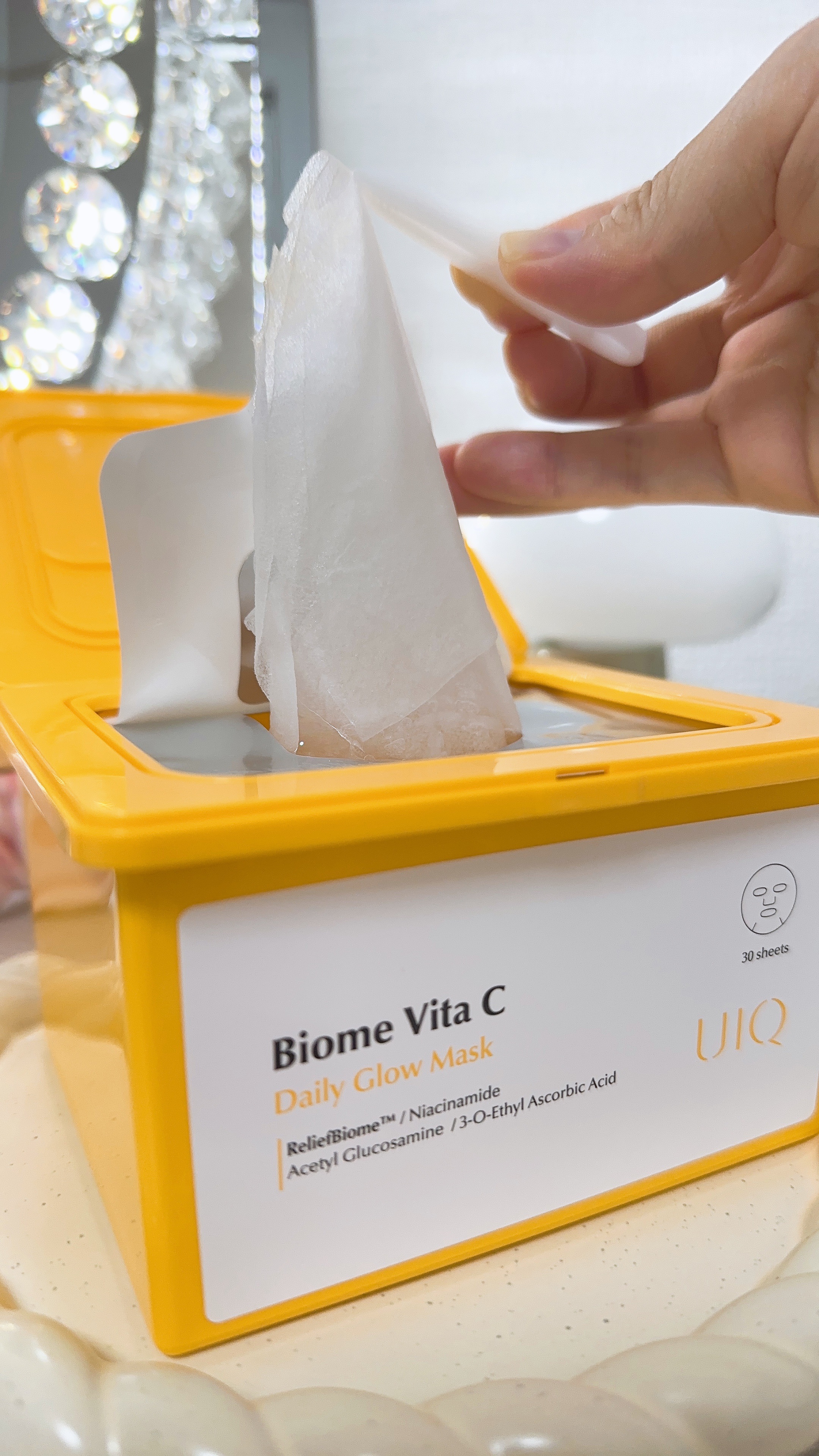 バイオームビタCグローデイリーシートマスク/UIQ/シートマスク・パックを使ったクチコミ（3枚目）