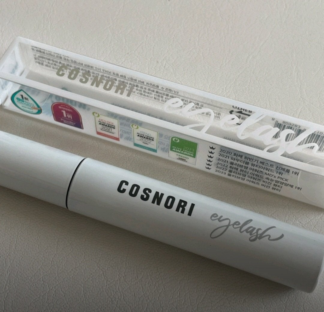 踊る木 on LIPS 「目が痛くないまつげ美容液私のまつげはまだ成長しています。[Qo..」(1枚目)