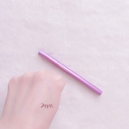 「密着アイライナー」ショート筆リキッド/デジャヴュ/リキッドアイライナーを使ったクチコミ(5枚目)