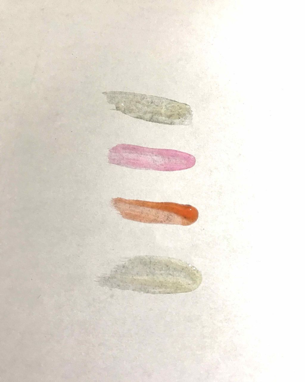 ユイルカレス/ロレアル パリ/リップグロスを使ったクチコミ(2枚目)