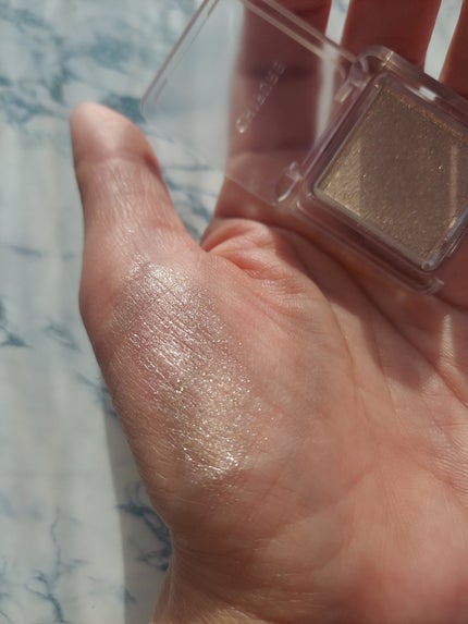 シングル カラー アイシャドウ/ちふれ/単色アイシャドウを使ったクチコミ(4枚目)